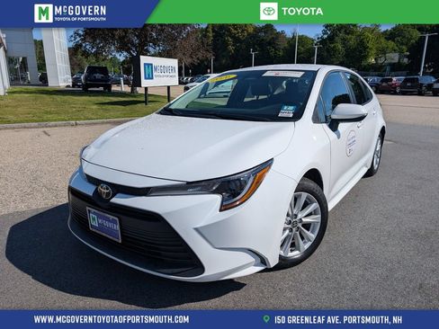 Used 2026 Toyota Corolla LE w/ LE Premium Package FWD image 1