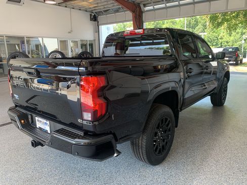 New 2026 Chevrolet Colorado W/T w/ WT Custom Package RWD image 9