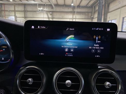 Used 2022 Mercedes-Benz GLC 300 w/ AMG Line image 7