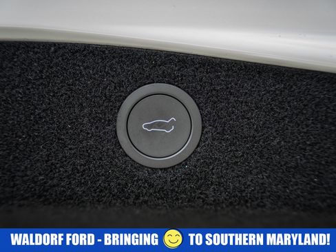 Used 2024 Tesla Model 3 Performance image 10