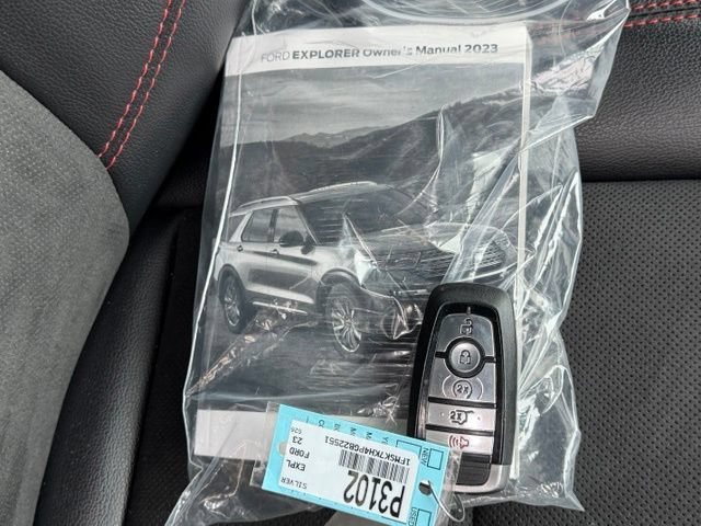 Used 2023 Ford Explorer ST-Line w/ Class IV Trailer Tow Package RWD image 52