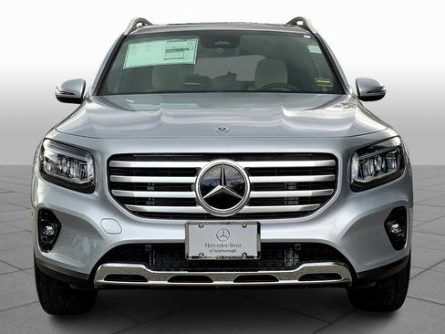 Used 2026 Mercedes-Benz GLB 250 4MATIC image 3