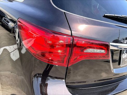 Used 2018 Acura MDX FWD w/ Advance Package image 26