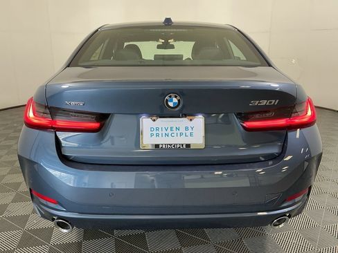 New 2026 BMW 330i xDrive Sedan w/ Convenience Package AWD/4WD image 9