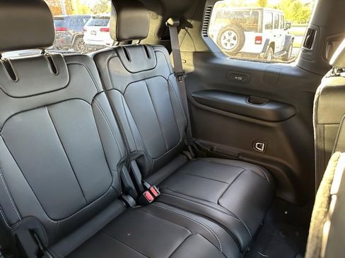 New 2025 Jeep Grand Cherokee L Limited image 21