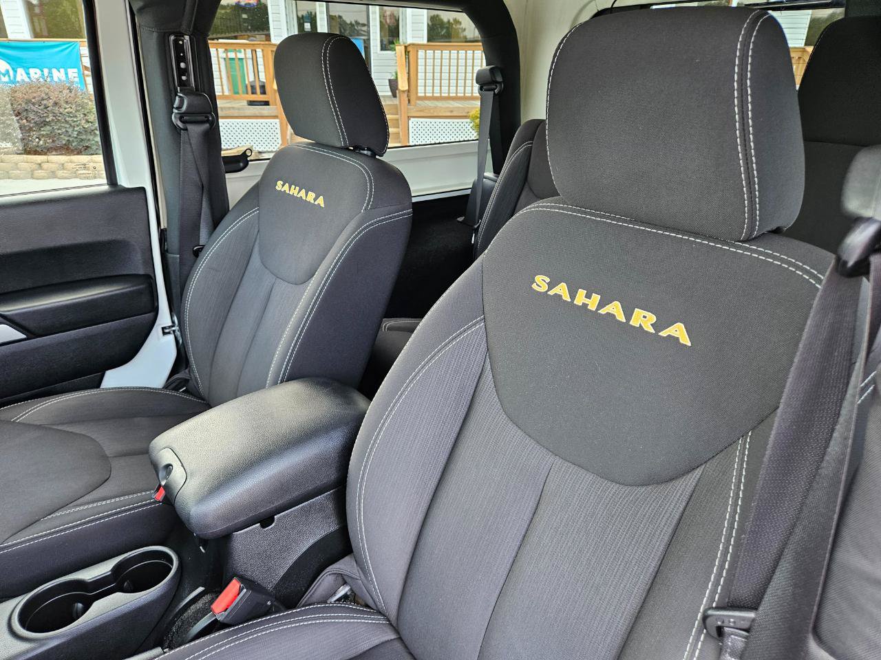 Used 2015 Jeep Wrangler Sahara w/ Dual Top Group AWD/4WD image 13