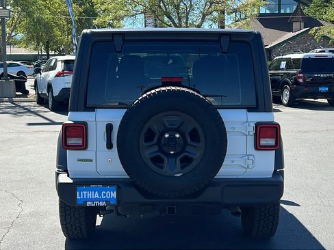 Used 2021 Jeep Wrangler Unlimited Sport AWD/4WD image 6