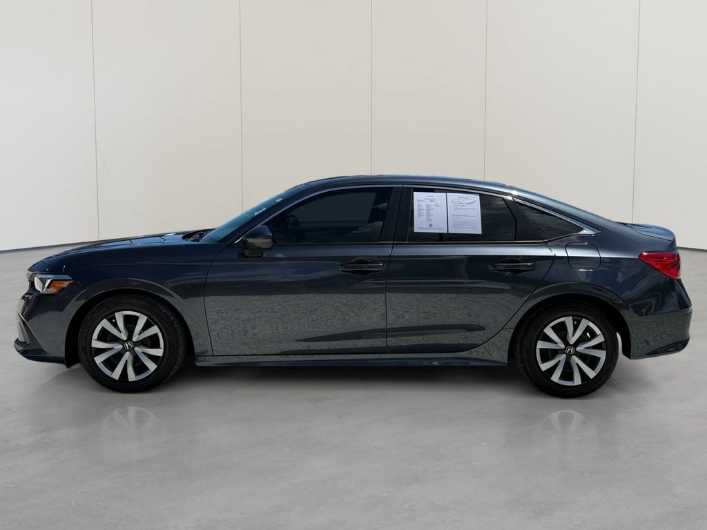Used 2023 Honda Civic LX image 2