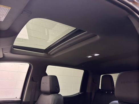 Used 2021 GMC Sierra 1500 Denali w/ Denali Premium Package image 43