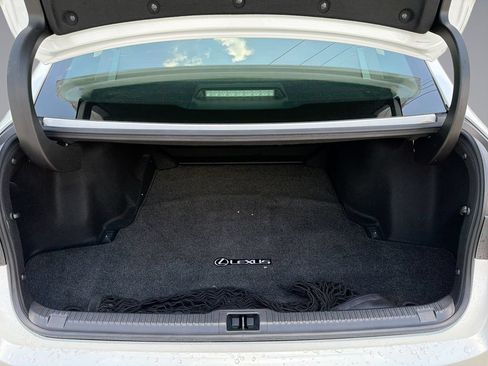 Used 2024 Lexus IS 300 w/ Premium Package RWD image 13