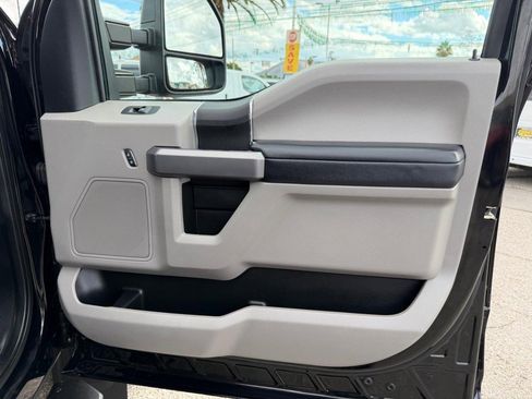Used 2019 Ford F450 XLT image 19