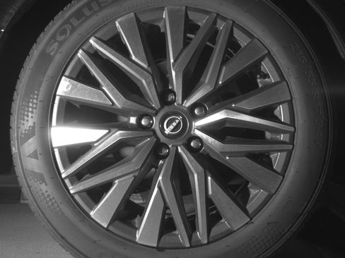 Used 2025 Nissan Altima 2.5 SV image 15