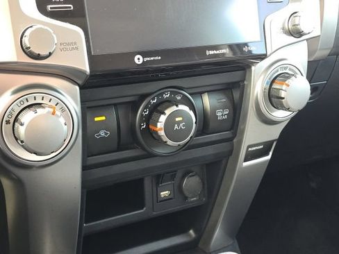 Used 2024 Toyota 4Runner SR5 Premium w/ Moonroof Package RWD image 33