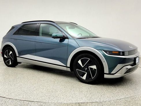 Used 2025 Hyundai Ioniq 5 Limited RWD image 3