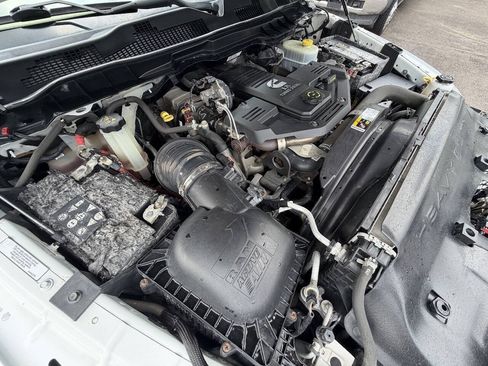 Used 2016 RAM 2500 Longhorn AWD/4WD image 6