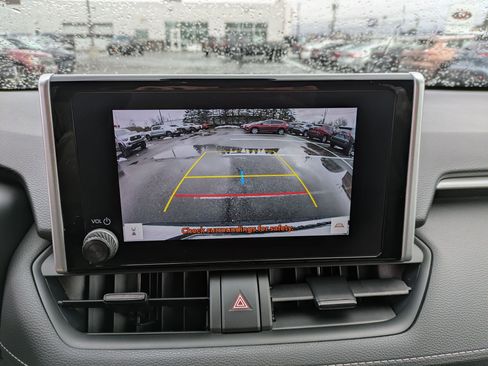 Used 2023 Toyota RAV4 XLE image 12