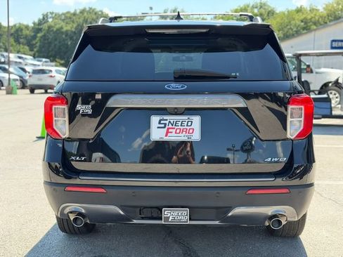 Used 2023 Ford Explorer XLT w/ Equipment Group 202A AWD/4WD image 6