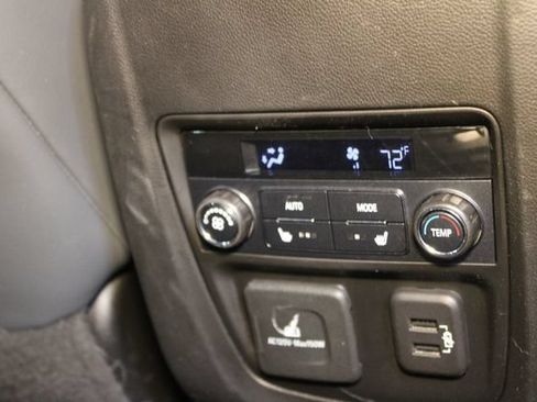 Used 2019 Buick Enclave Premium w/ Experience Buick Package AWD/4WD image 15