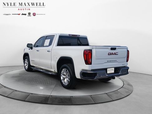 Used 2020 GMC Sierra 1500 SLT RWD image 14