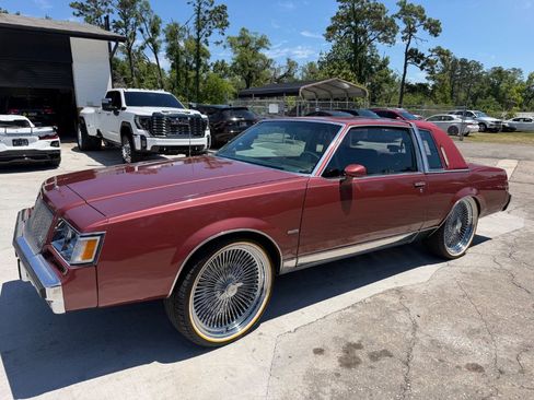 Used 1987 Buick Regal Limited RWD image 6