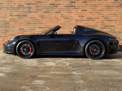 Certified 2024 Porsche 911 Targa 4 GTS image 2