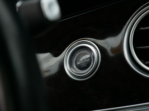 Used 2020 Mercedes-Benz E 350 Sedan image 33
