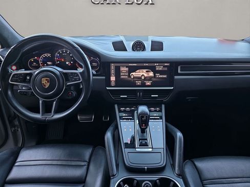 Used 2021 Porsche Cayenne GTS image 14