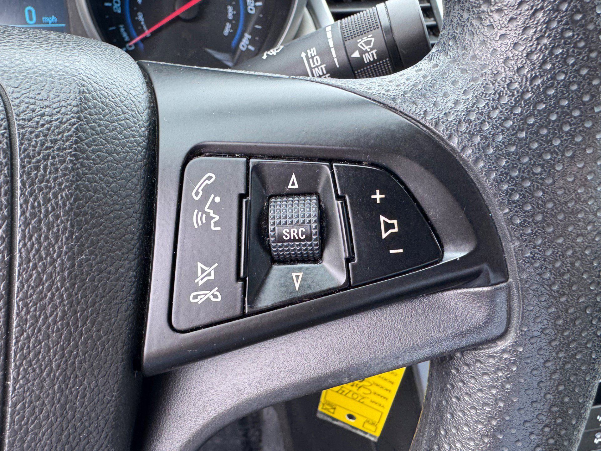 Used 2014 Chevrolet Cruze LS FWD image 19