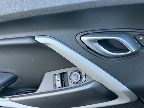 Used 2019 Chevrolet Camaro LT image 11