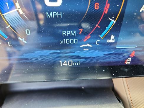 New 2026 Chevrolet Equinox ACTIV w/ Convenience Package III AWD/4WD image 19