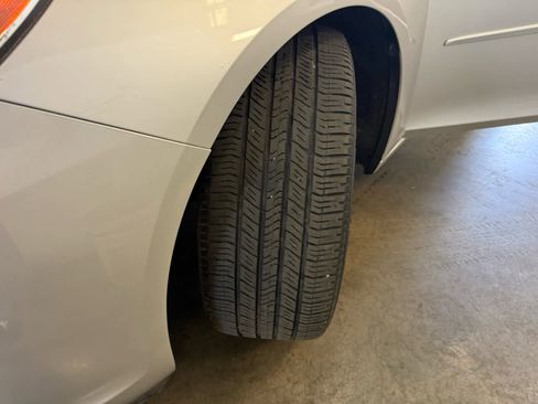 Used 2015 Chevrolet Malibu LT image 27