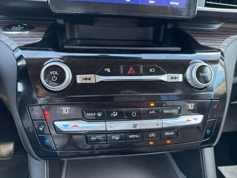 Used 2021 Ford Explorer Limited RWD image 37