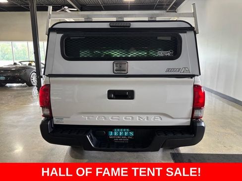 Used 2022 Toyota Tacoma SR RWD image 6