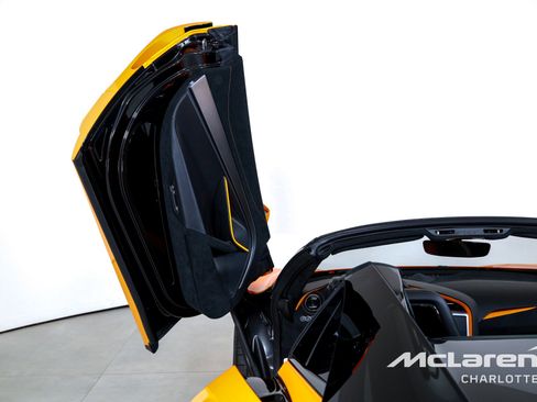 New 2026 McLaren 750S Spider RWD image 12