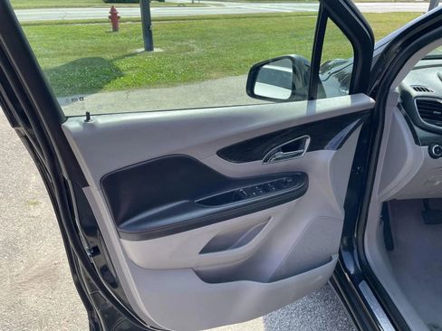 Used 2016 Buick Encore Convenience image 9