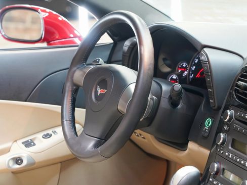 Used 2008 Chevrolet Corvette Coupe RWD image 48