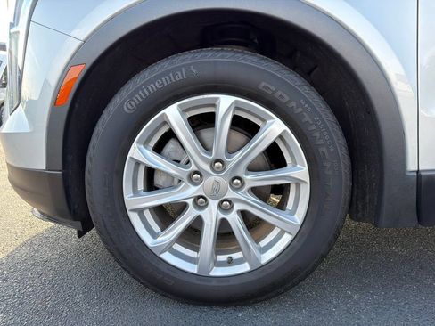 Used 2021 Cadillac XT4 Luxury w/ Cold Weather Package AWD/4WD image 36