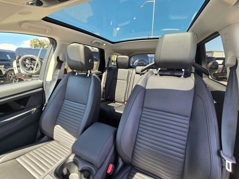 Used 2025 Land Rover Discovery Sport S AWD/4WD image 21
