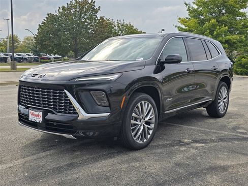 New 2026 Buick Enclave Avenir w/ Super Cruise Package image 4