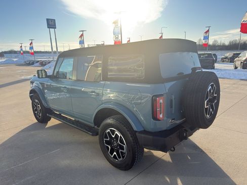 Used 2023 Ford Bronco Outer Banks image 7