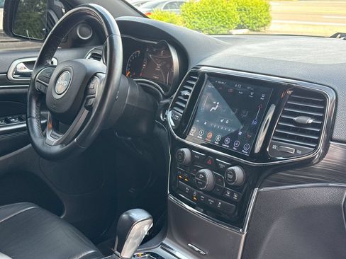 Used 2019 Jeep Grand Cherokee Limited AWD/4WD image 20