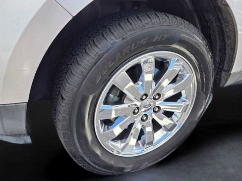 Used 2010 Ford Edge Limited FWD image 9