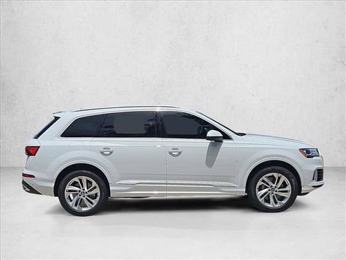 Used 2020 Audi Q7 3.0T Premium Plus w/ Premium Plus Package AWD/4WD image 4