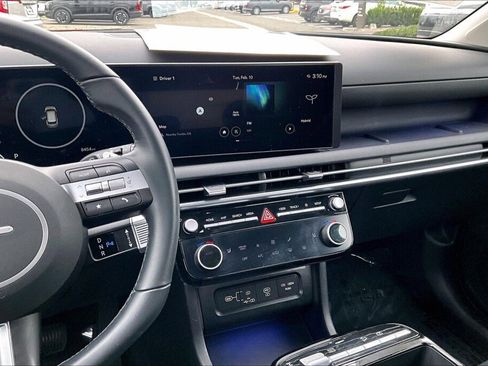 Certified 2025 Hyundai Tucson SEL image 8