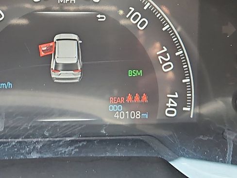 Used 2025 Toyota RAV4 XLE w/ Weather Package AWD/4WD image 20