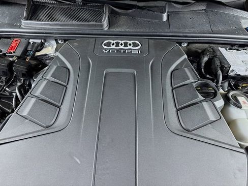 Used 2017 Audi Q7 3.0T Premium Plus image 35