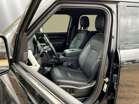 Used 2023 Land Rover Defender 110 X-Dynamic SE AWD/4WD image 21