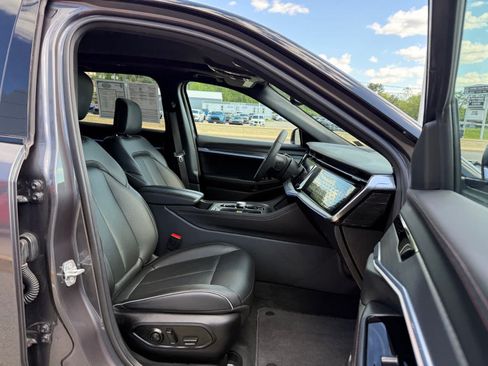Used 2025 Jeep Wagoneer S Limited AWD/4WD image 23