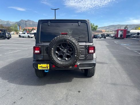 Used 2023 Jeep Wrangler Unlimited w/ Cold Weather Group AWD/4WD image 6