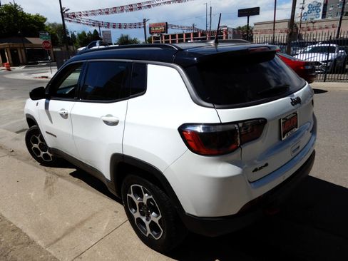 Used 2022 Jeep Compass Trailhawk image 7